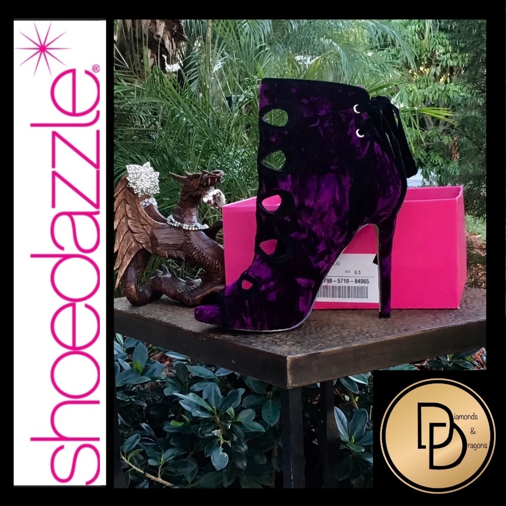 NEW Shoedazzle Hydee Bootie Lace-Up Back RARE!